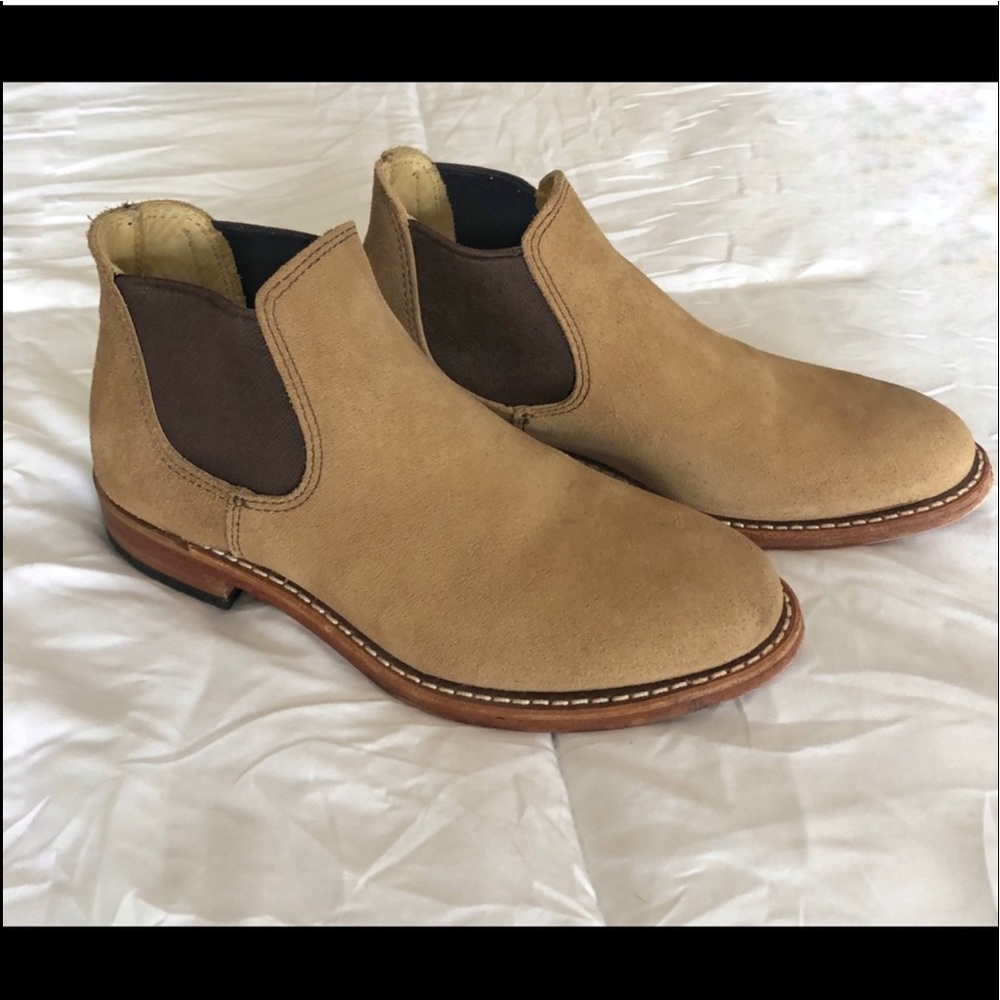 Red Wing Women’s Chelsea Boot Size 6 - LIKE NEW!